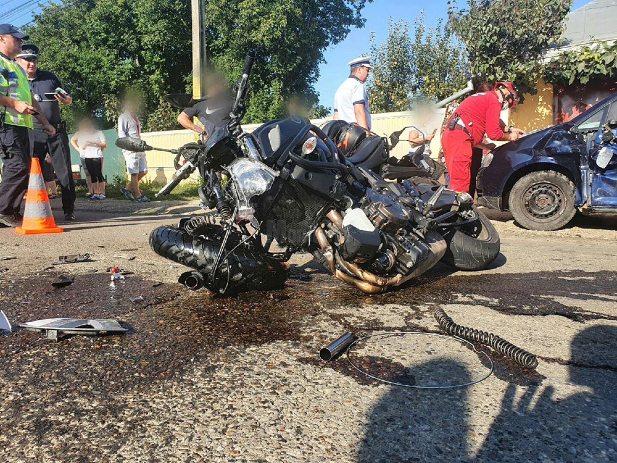 Tânăr motociclist beat, rănit într-un accident rutier în Ițcani